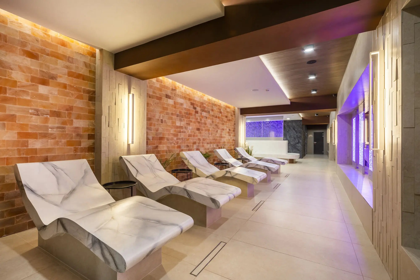 Отель Аквамарин