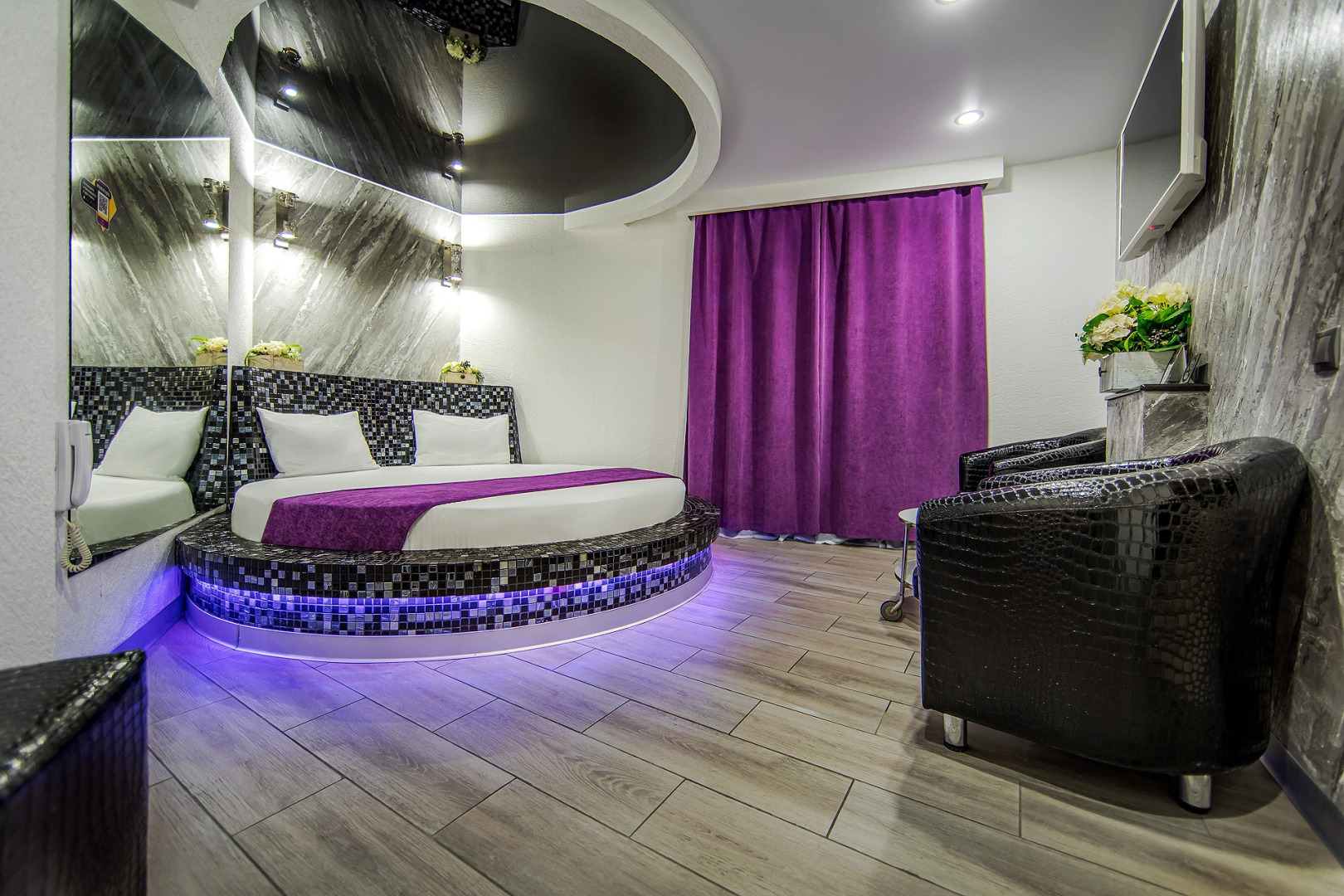 Отель Алекс на Проспекте Маршала Жукова