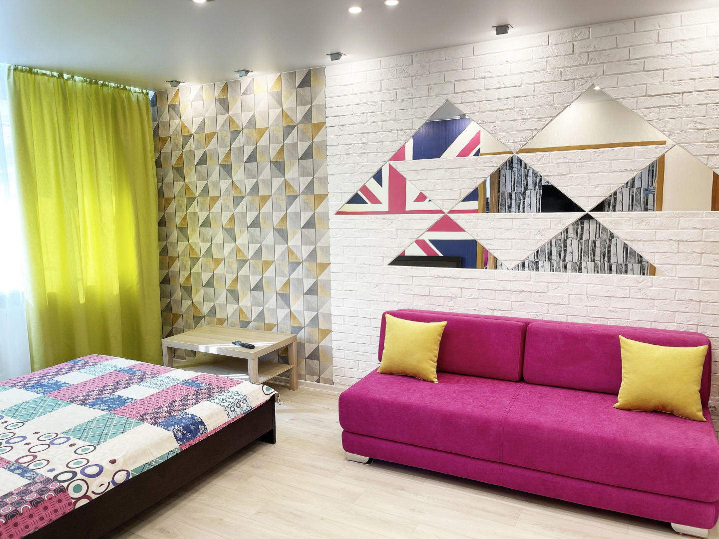 Апартаменты Люкс с Джакузи на Иртышской Набережной 27