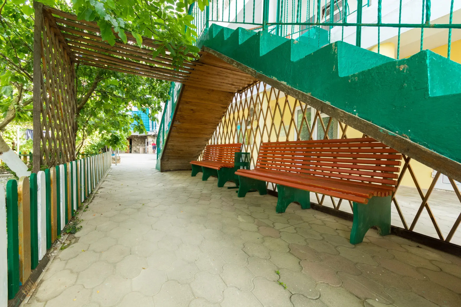 Курортный отель Лазурный берег