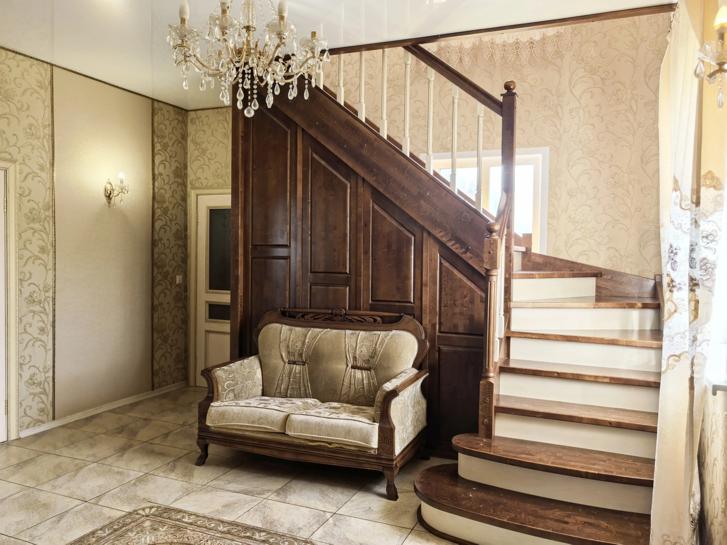 Частный дом Аристократ Yousinn