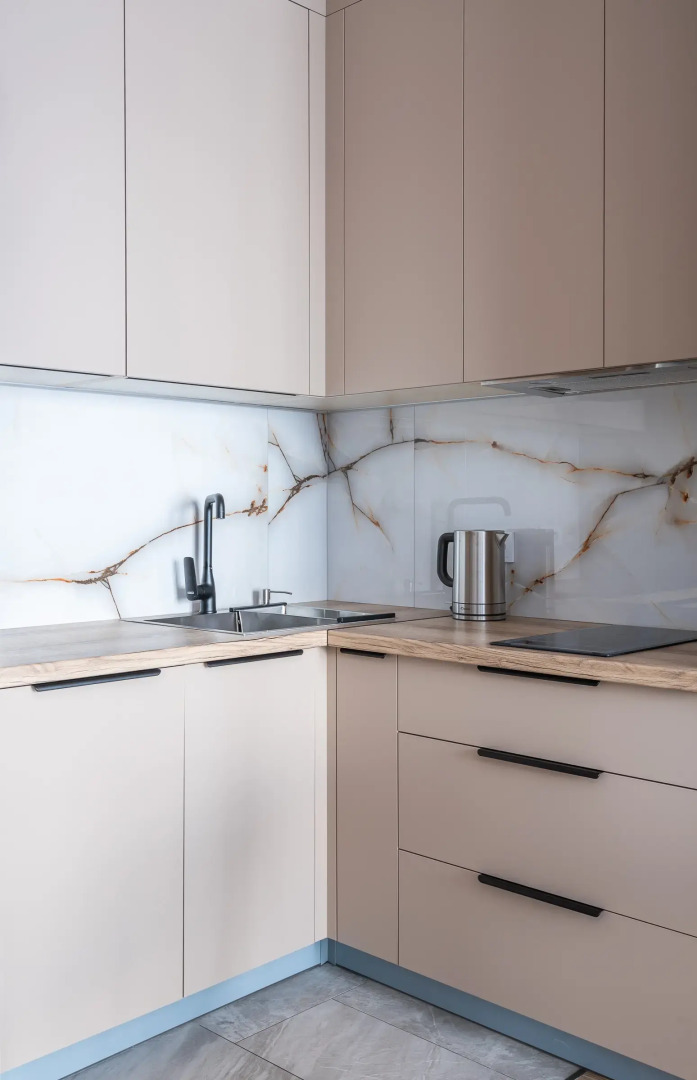 Квартира на сутки Парк Челюскинцев Самозаселение Wi-Fi Кондиционер Кухня объединена с жилой зоной Отдельная спальня