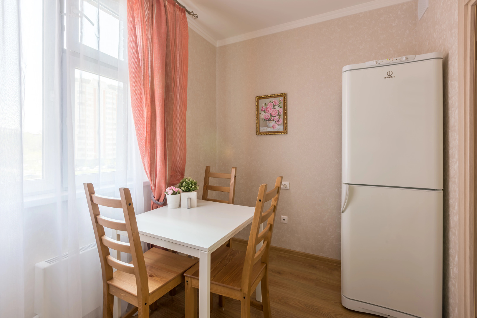 Апартаменты Гости Любят у метро Римская