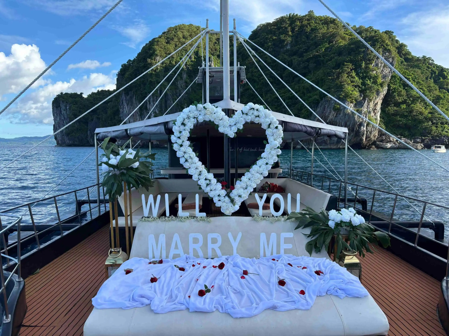 Курортный отель Cauayan Island