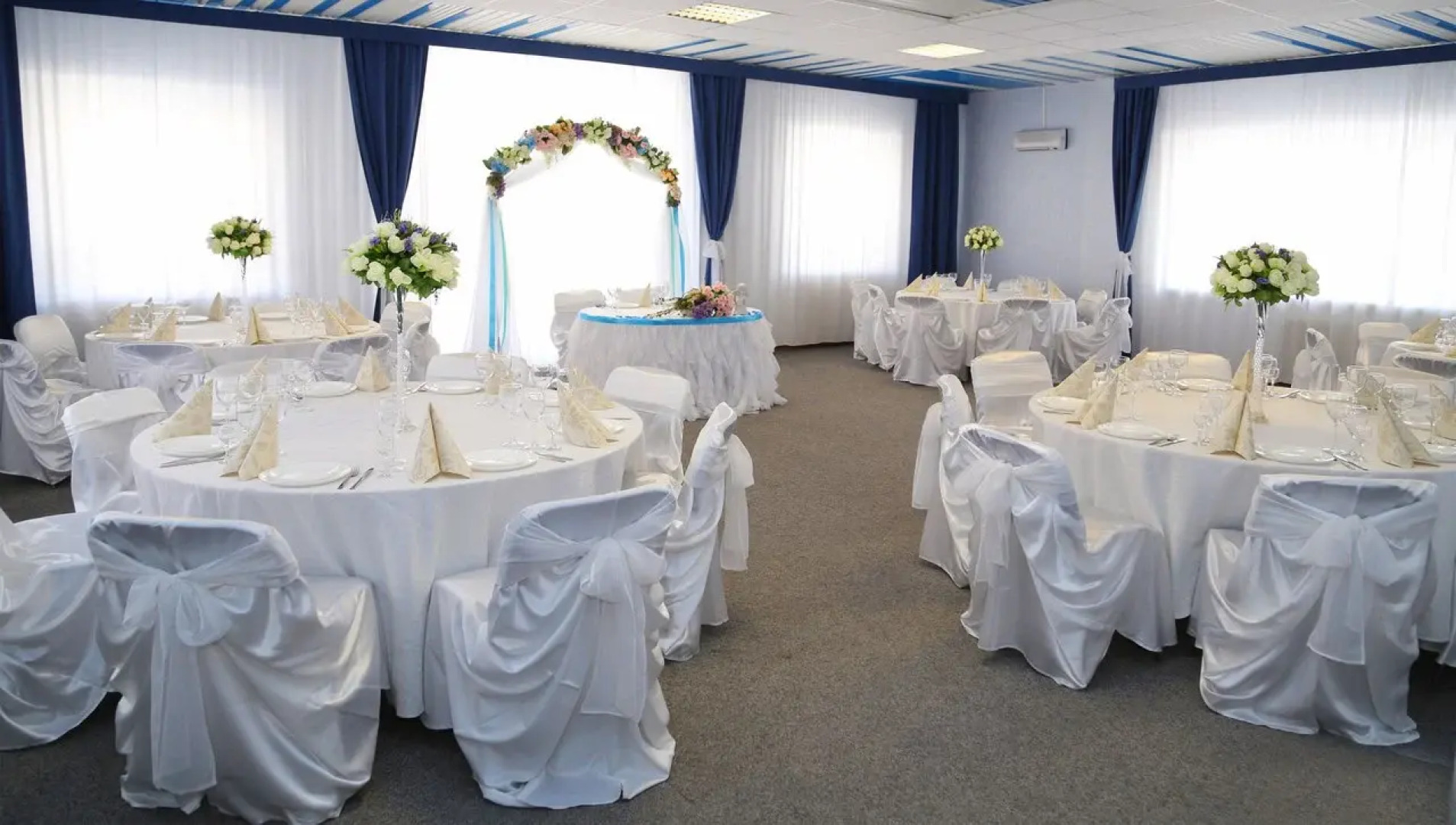 Отель Николь