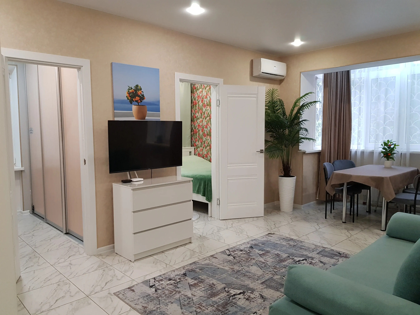 Апартаменты на Цветном бульваре в Центре Сочи