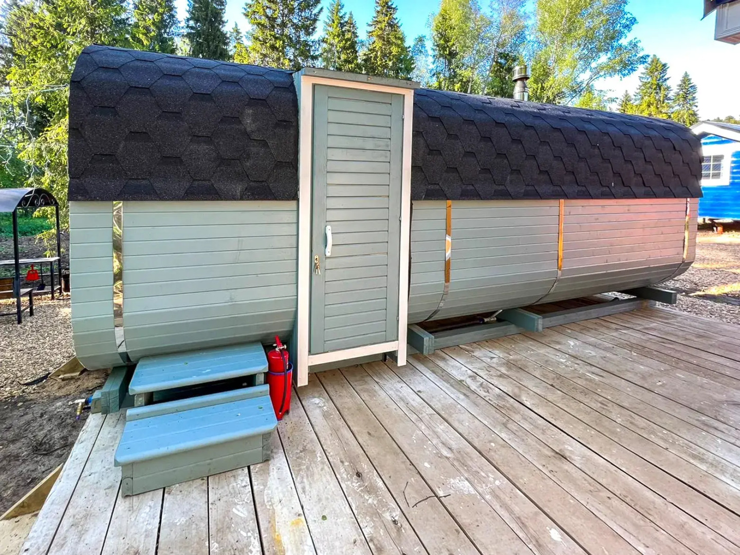 Шале Красный домик в лесу на Живописной улице