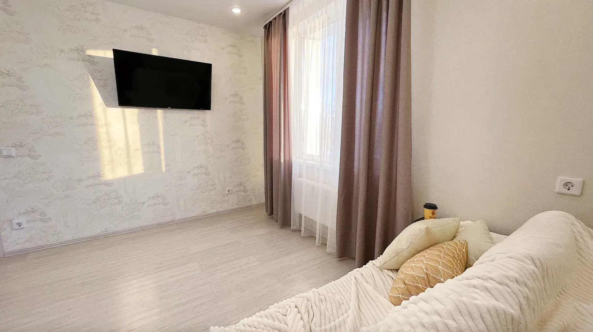 Квартира Уютная Трехкомнатная