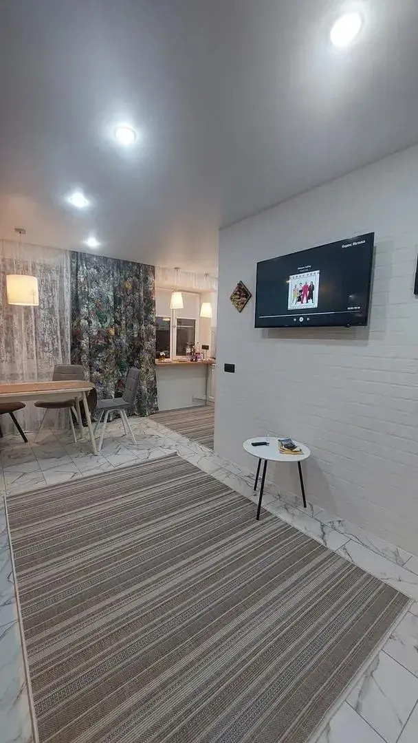 Квартира Трехкомнатная рядом с Кремлем