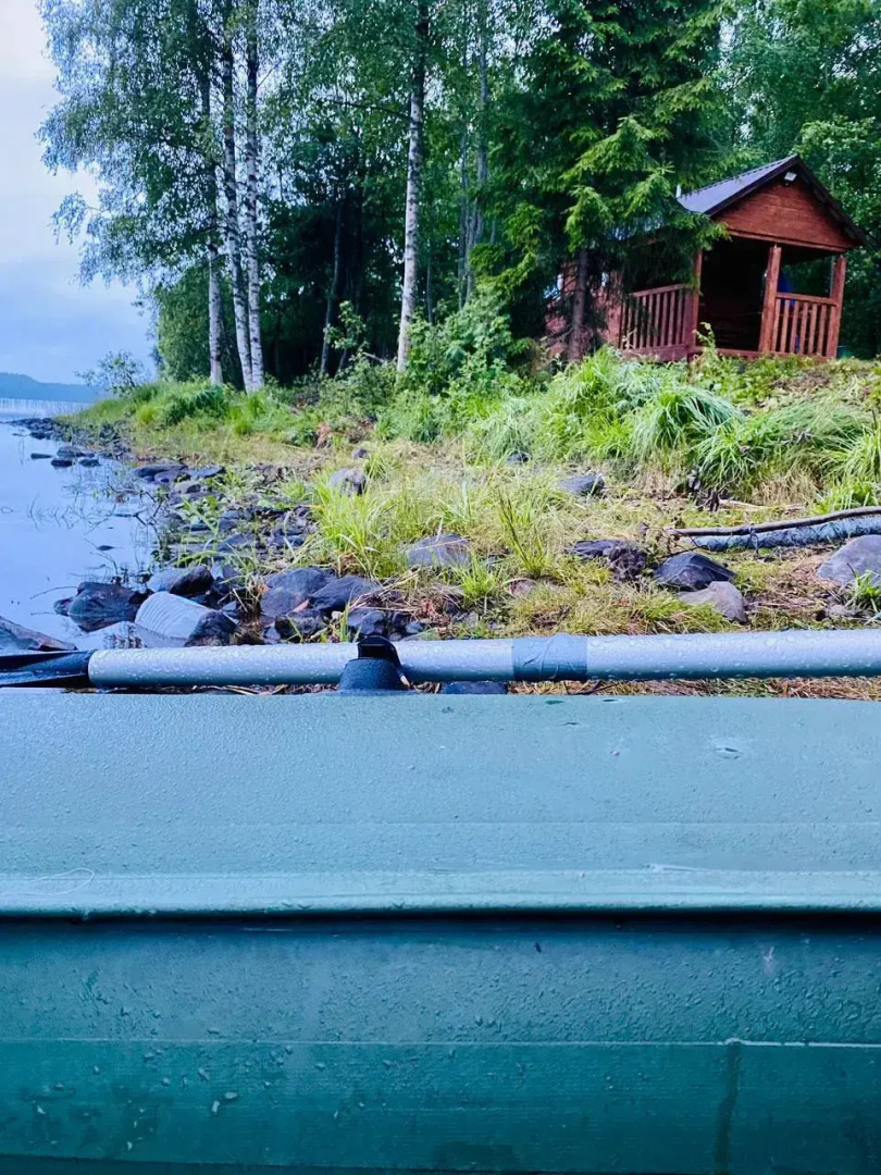 Шале с баней на берегу озера