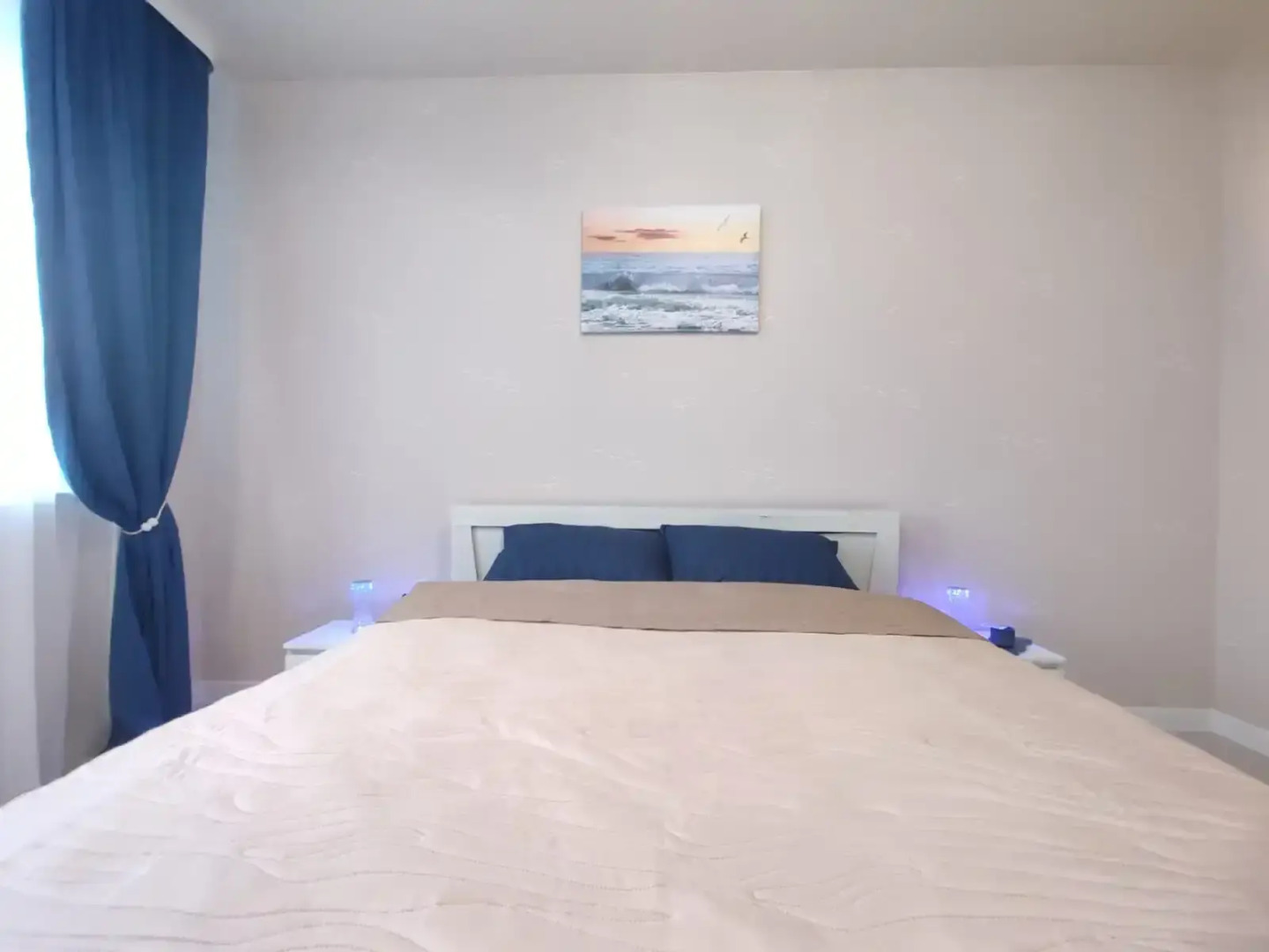 Квартира Уютная светлая двухкомнатная