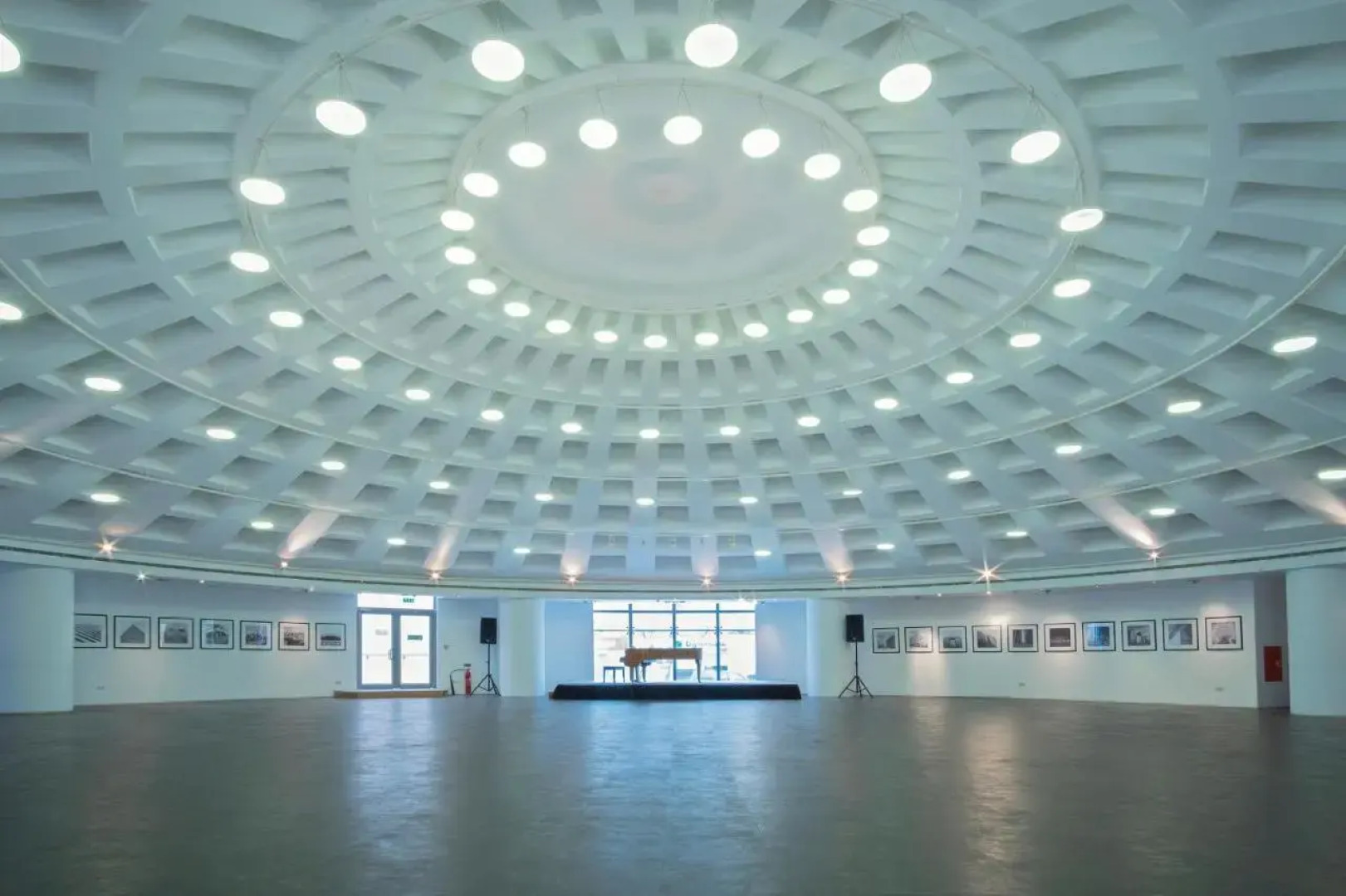 Отель Landmark Baku