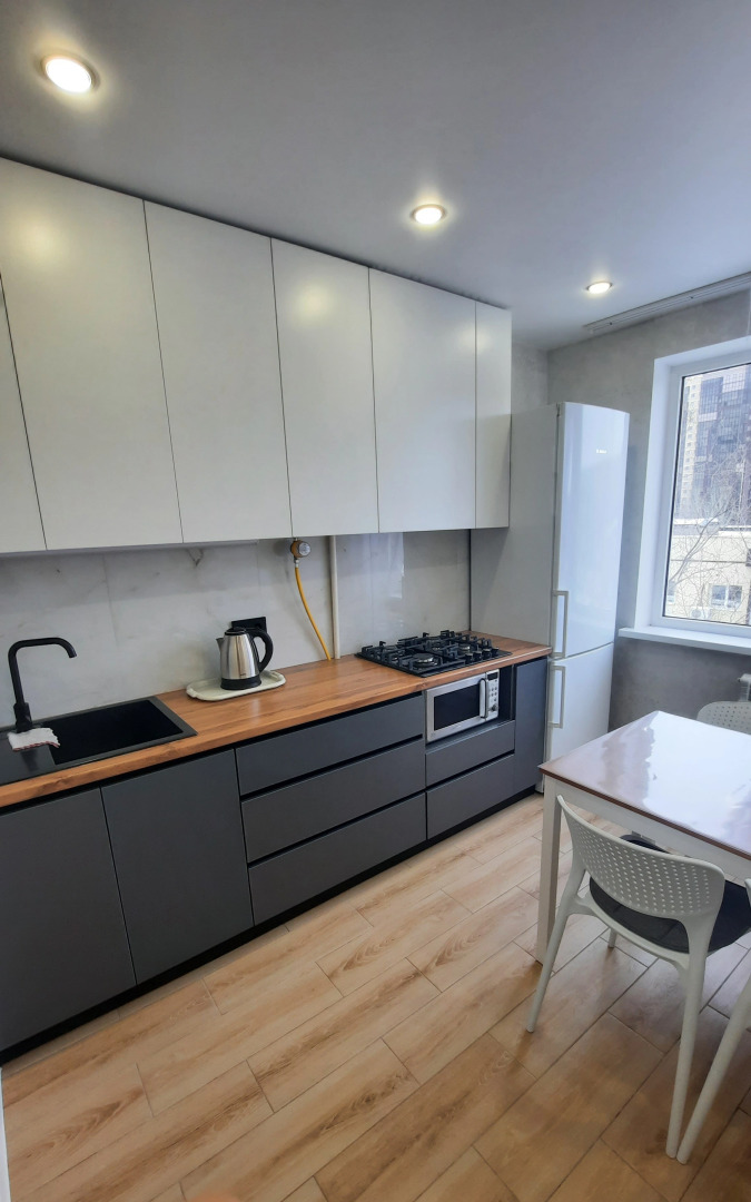 Квартира Двухкомнатная на Александрова 18