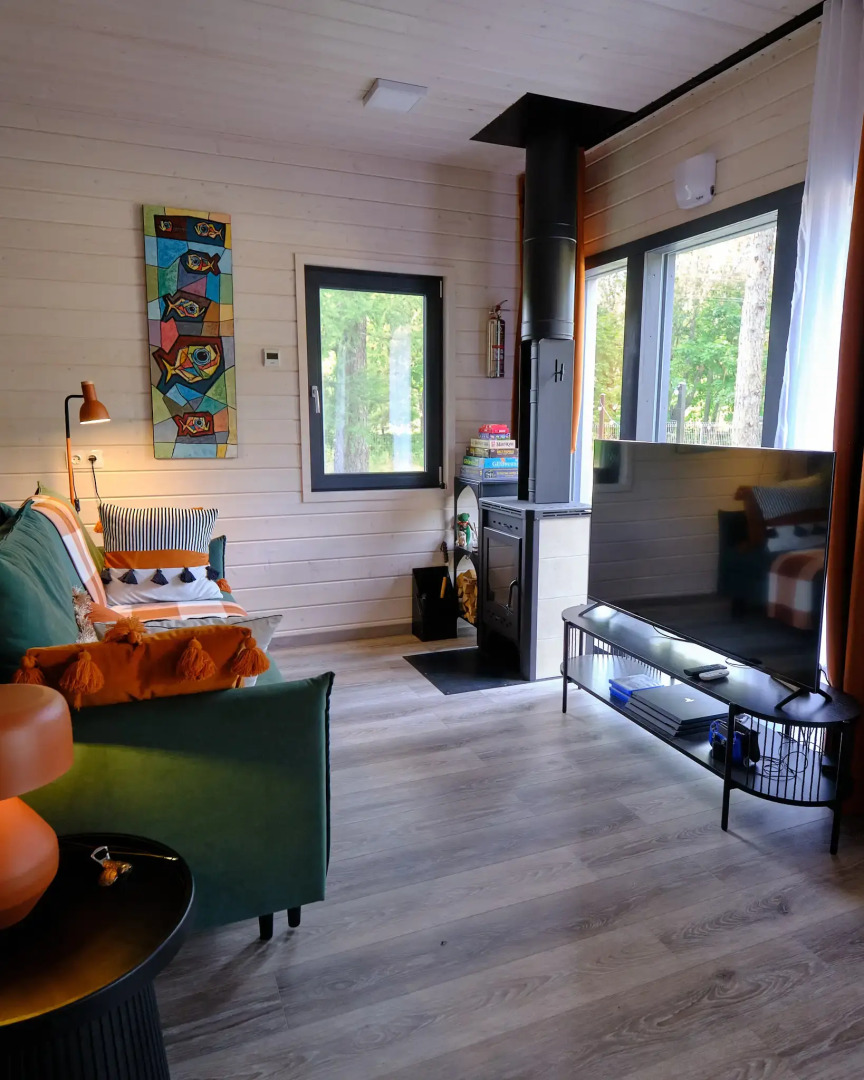 Частный дом Коттедж Шапки Дача Hygge с камином