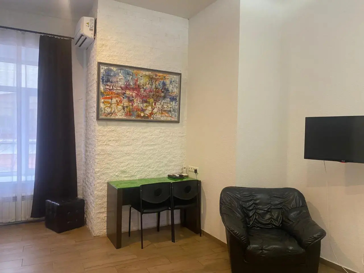 Отель Арт Гранд Виктория