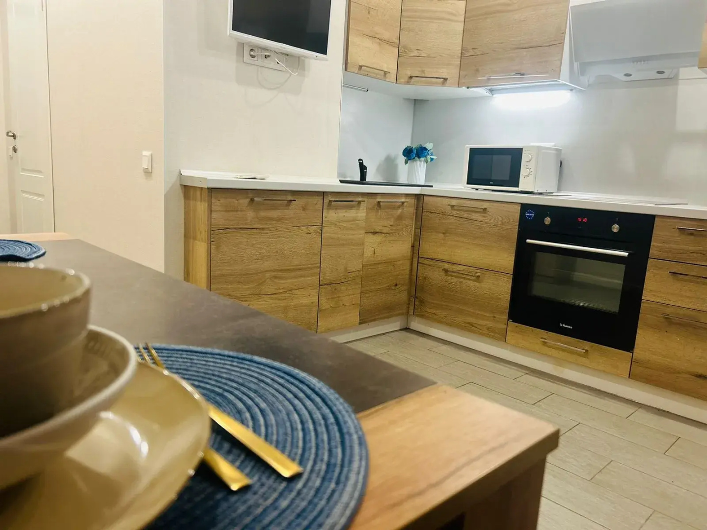 Квартира GoldApart на Академика Пилюгина 12к1