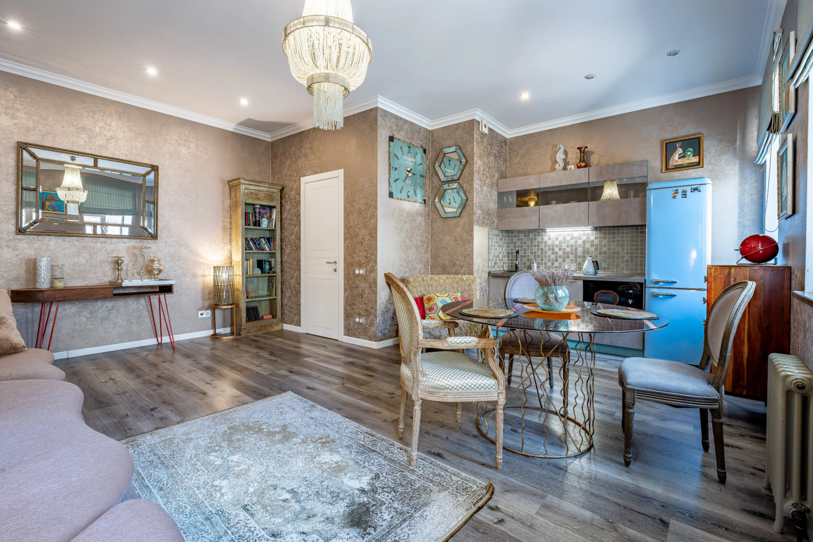 Апартаменты Скромное обаяние Петербурга