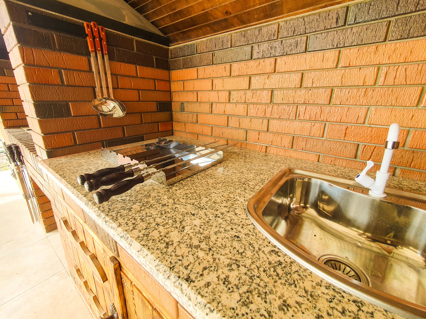 Жилое помещение на Берегу Моря в ст. Должанской