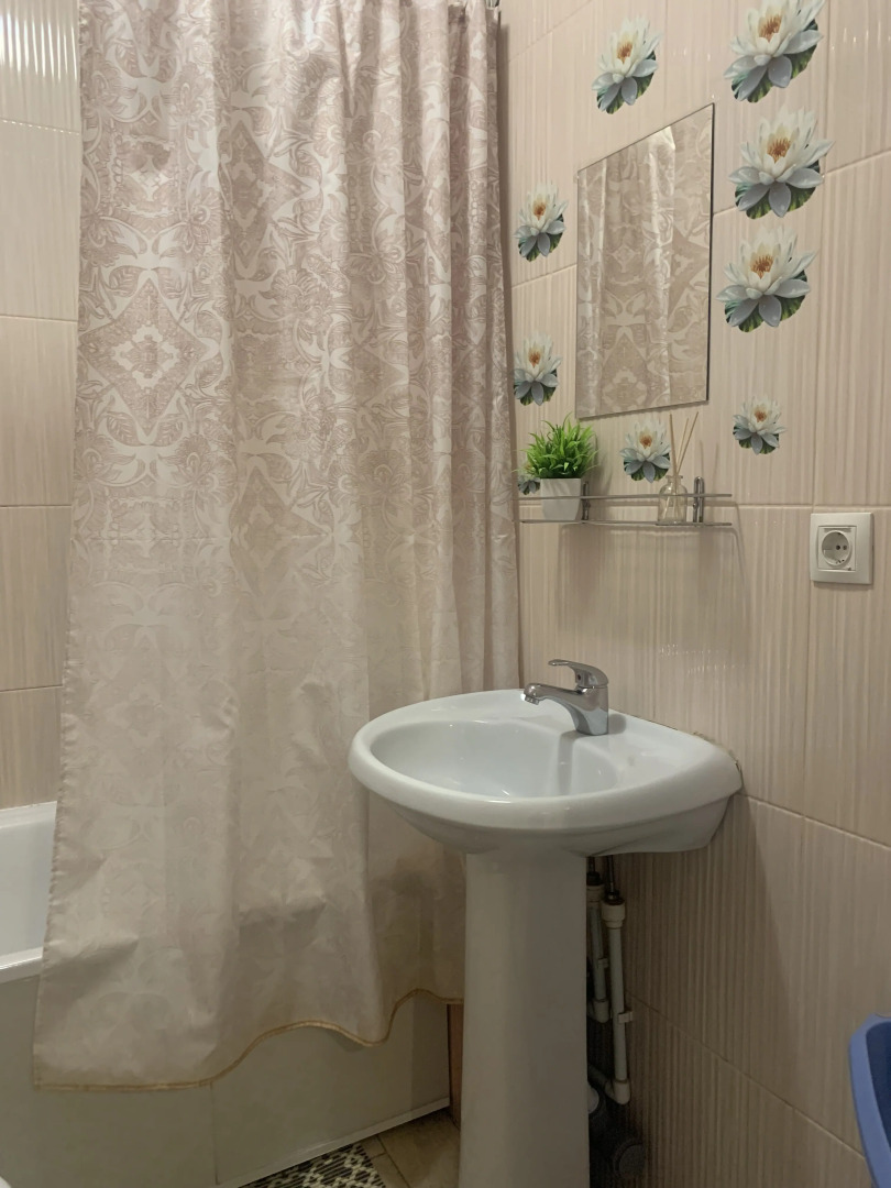 Квартира Прекрасная Возле Кристалла Рядом С Центром