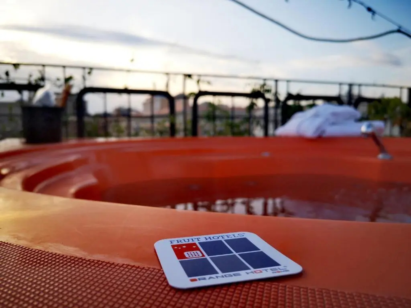 Orange Hotel