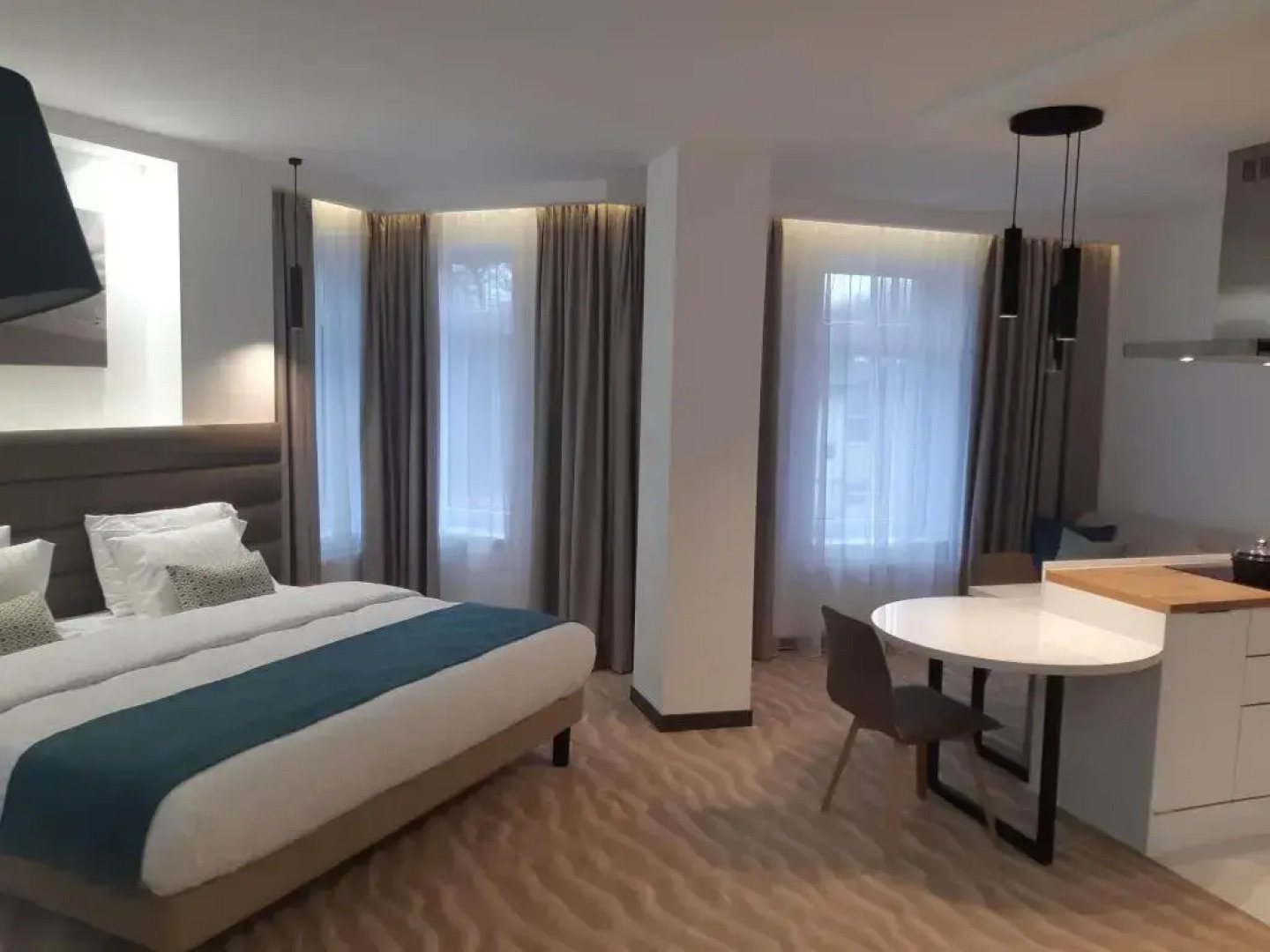 Апартаменты Полулюкс Park House