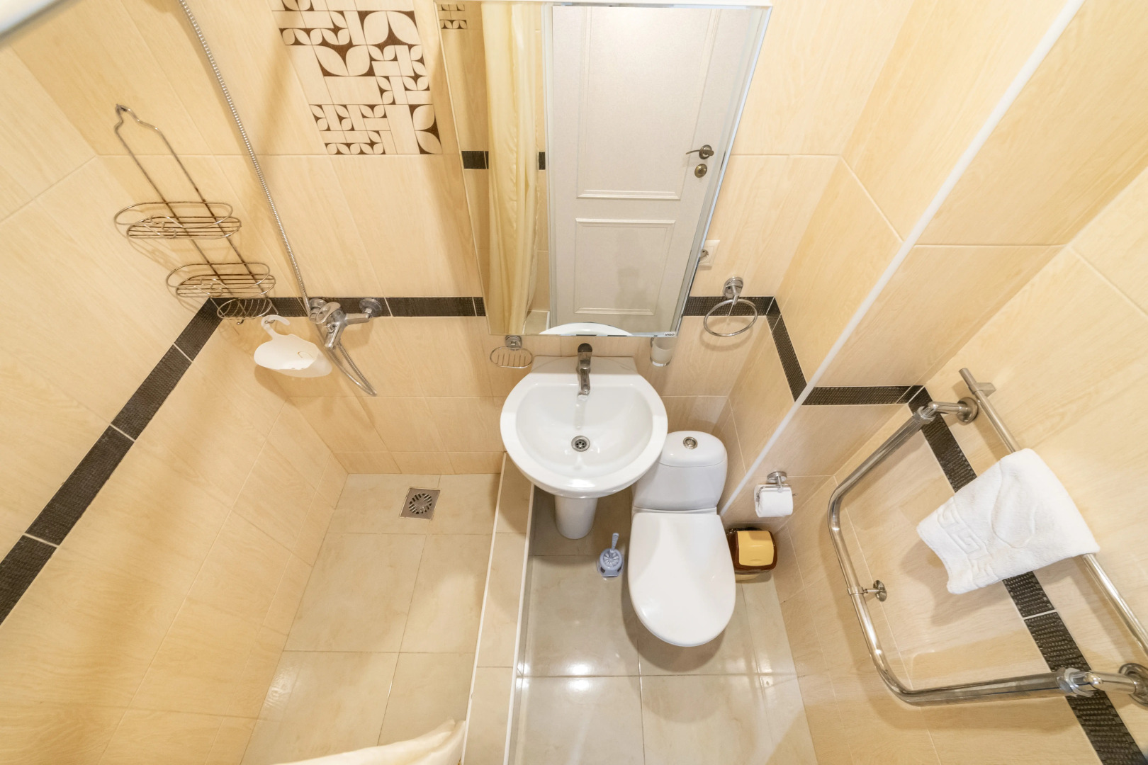 Квартира с отдельной спальней в курортном районе