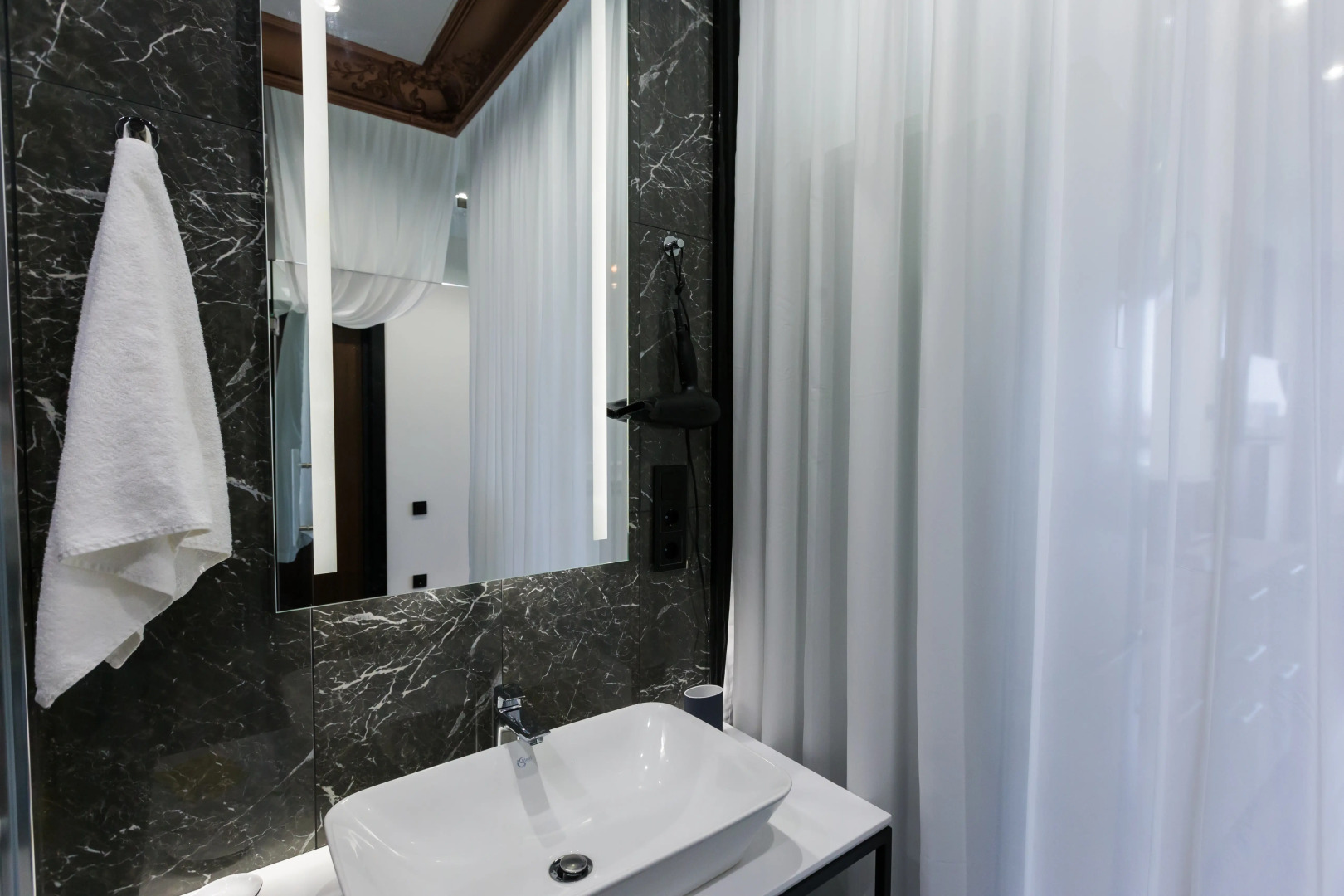 Апартаменты Азбука на Верхнеторговой 4