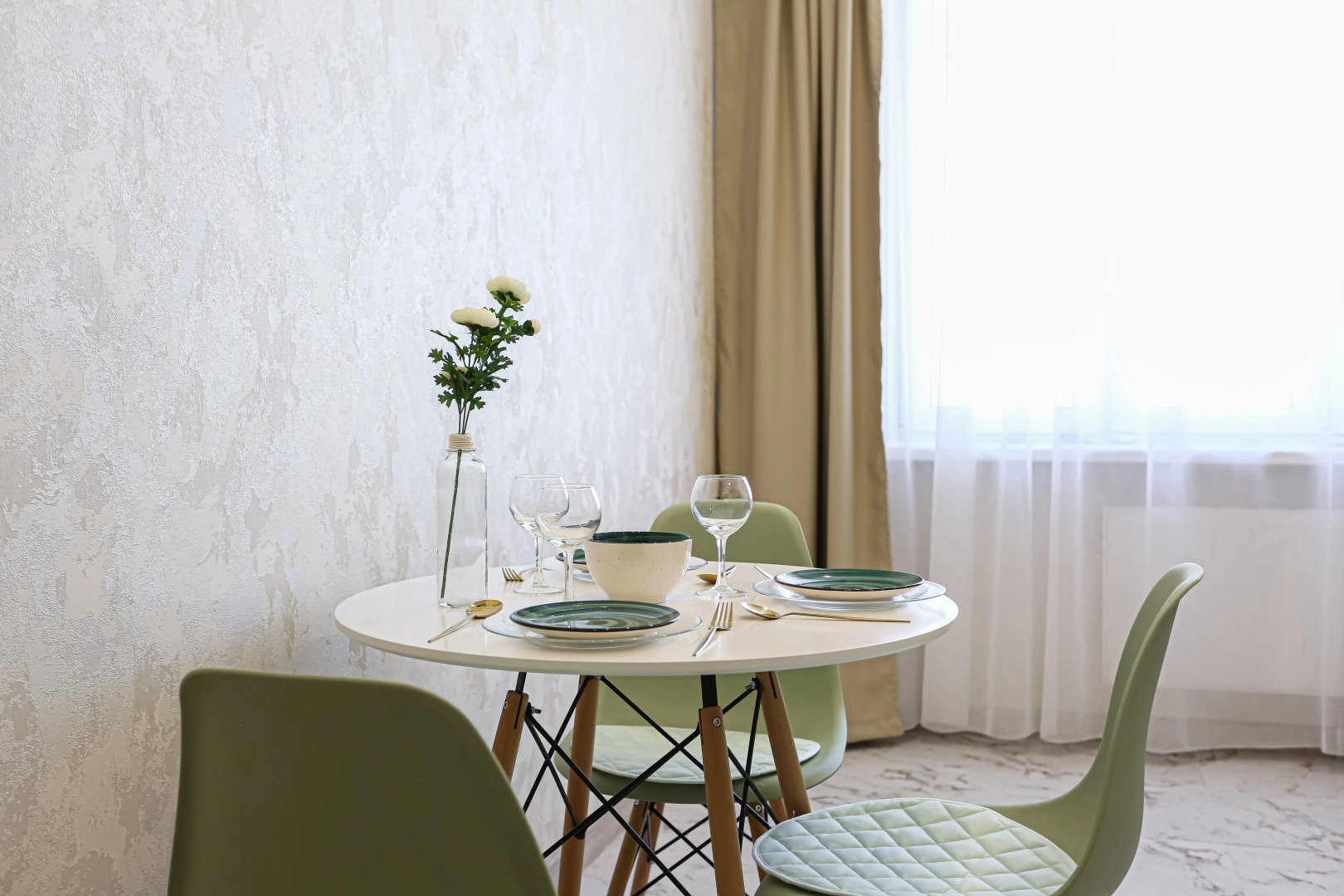 Апартаменты SunSet Академика Чазова