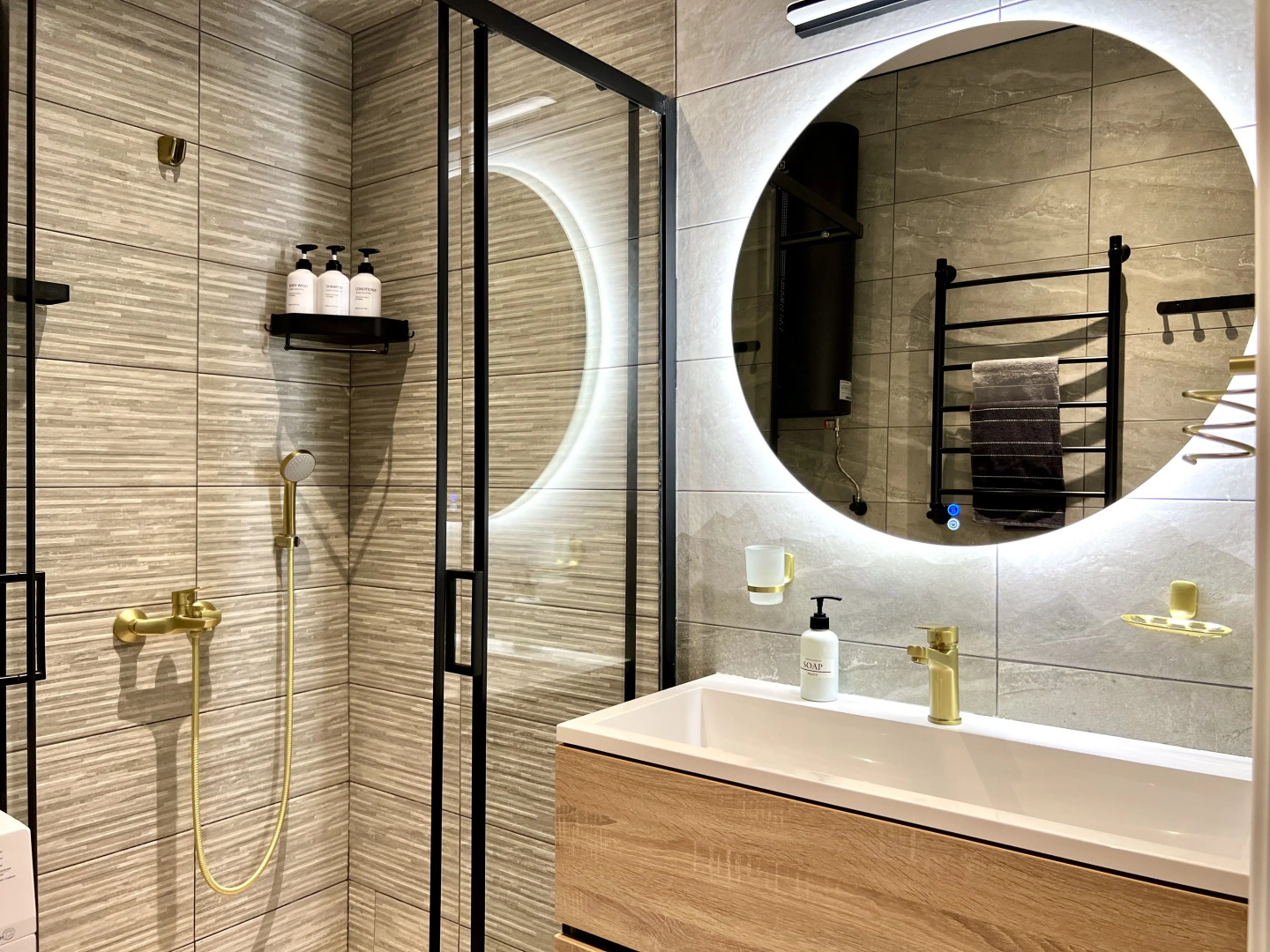 Квартира 65 м удобная для семьи напротив Казино с видом на горы