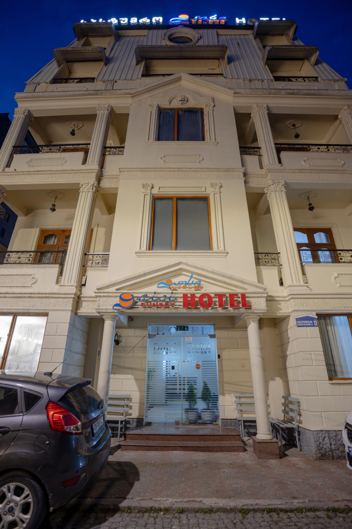 Отель Daisi-Sunset