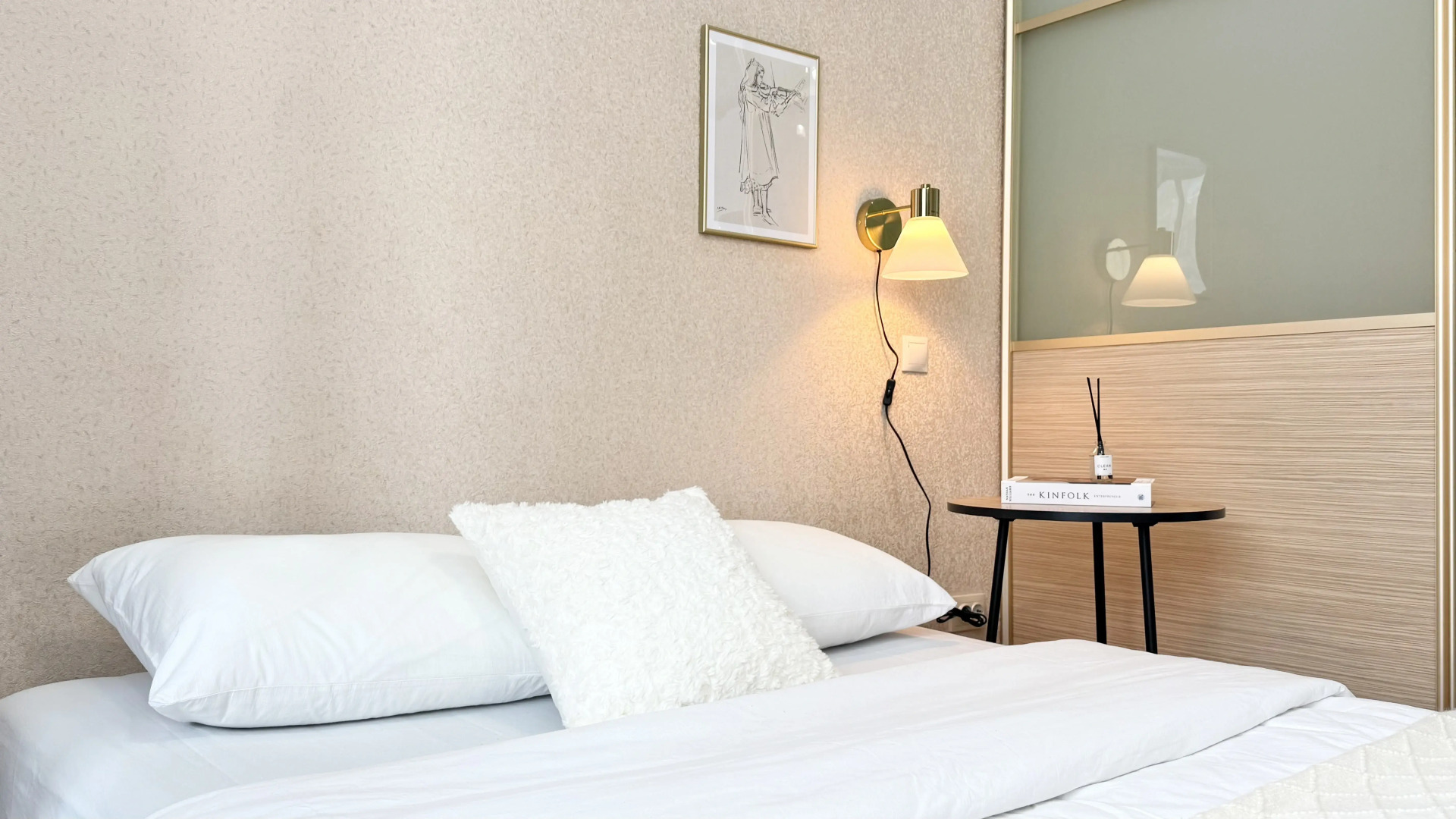 Апартаменты Квартира Hugge Place Объект 5