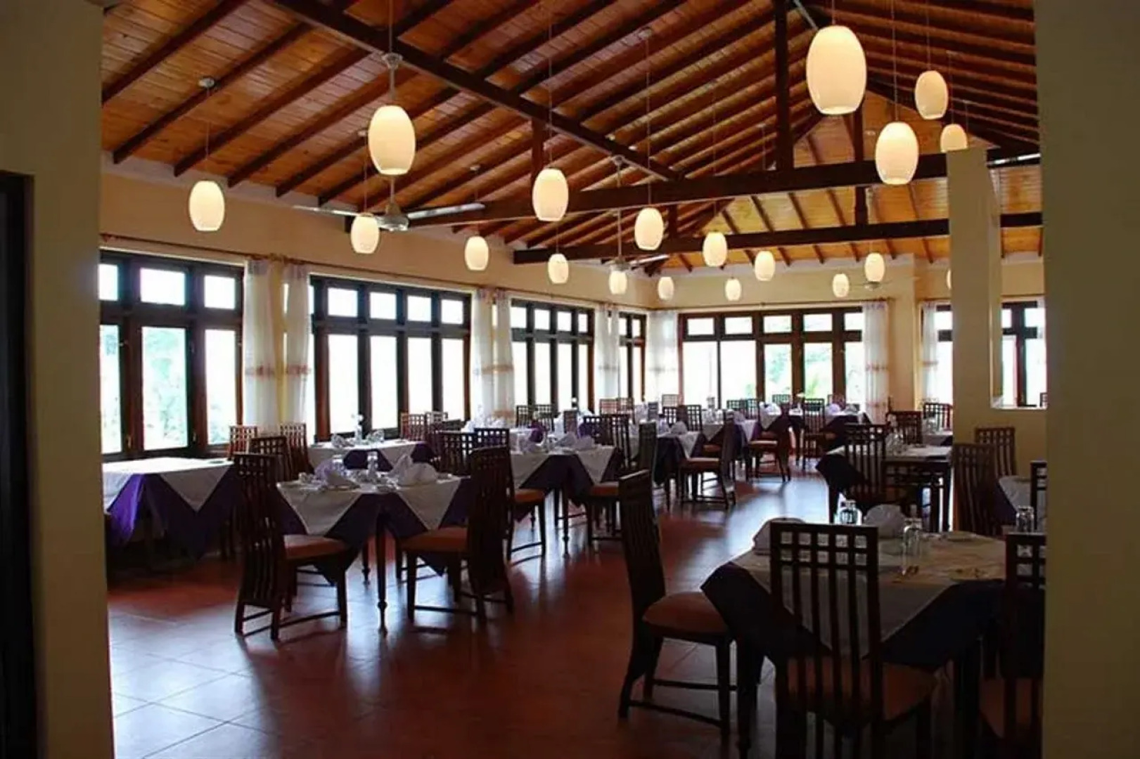 Отель Oak Ray Serene Garden Hotel