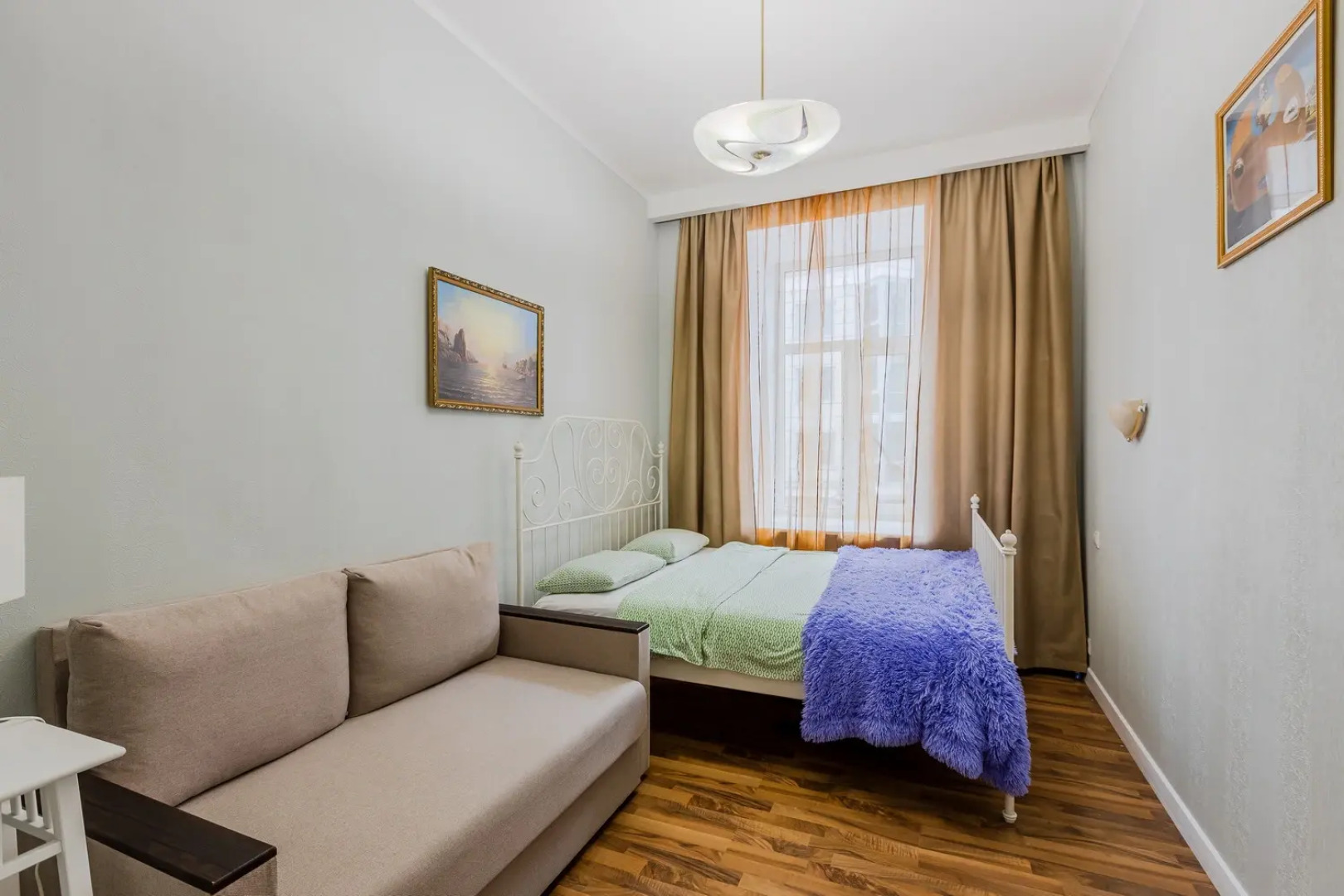 Апартаменты SpbStay с сауной на Невском проспекте 124