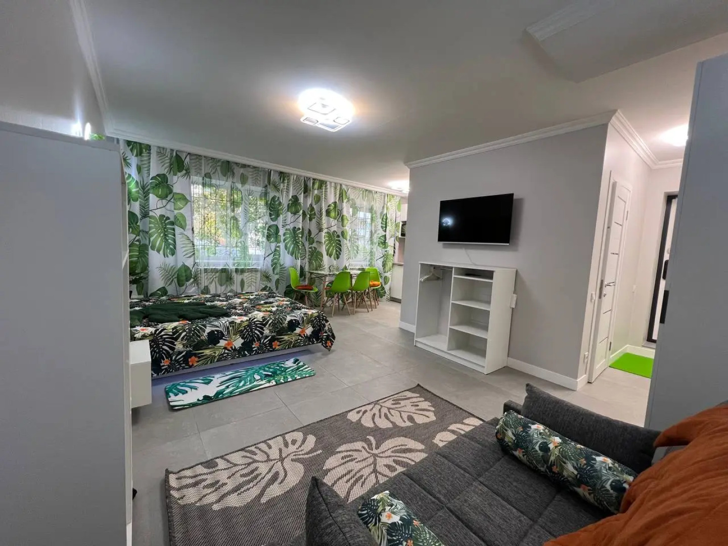 Апартаменты Марьин Дом на Малышева 104