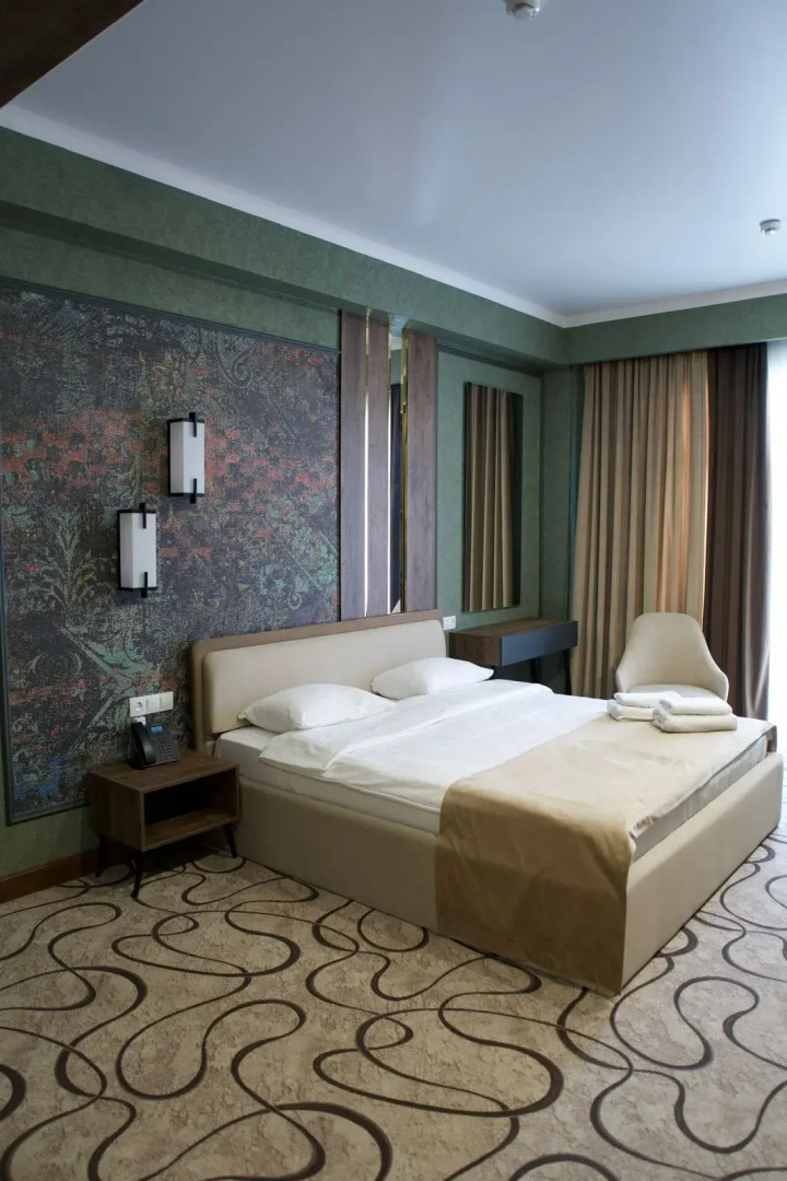 Отель Шахристан