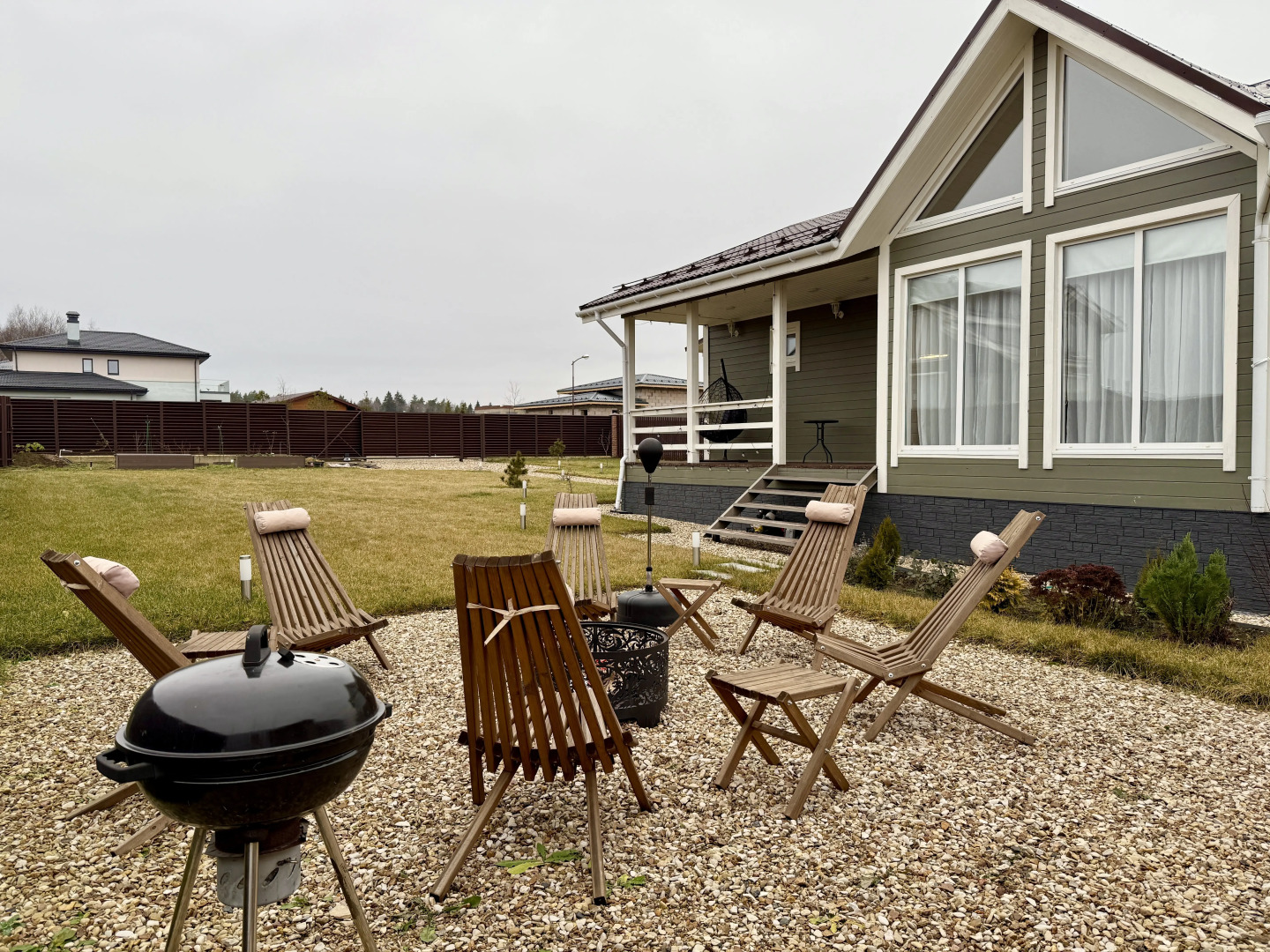 Частный дом Частный уютный дом от Sheluha House