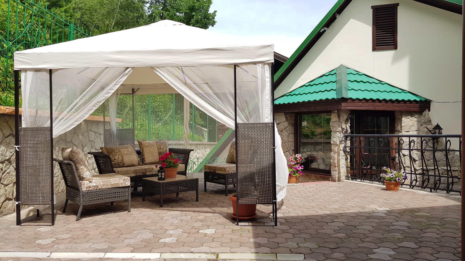 Отель Беркут