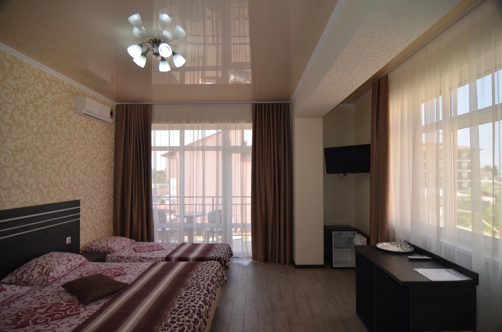 Гостевой Дом Laza Plaza