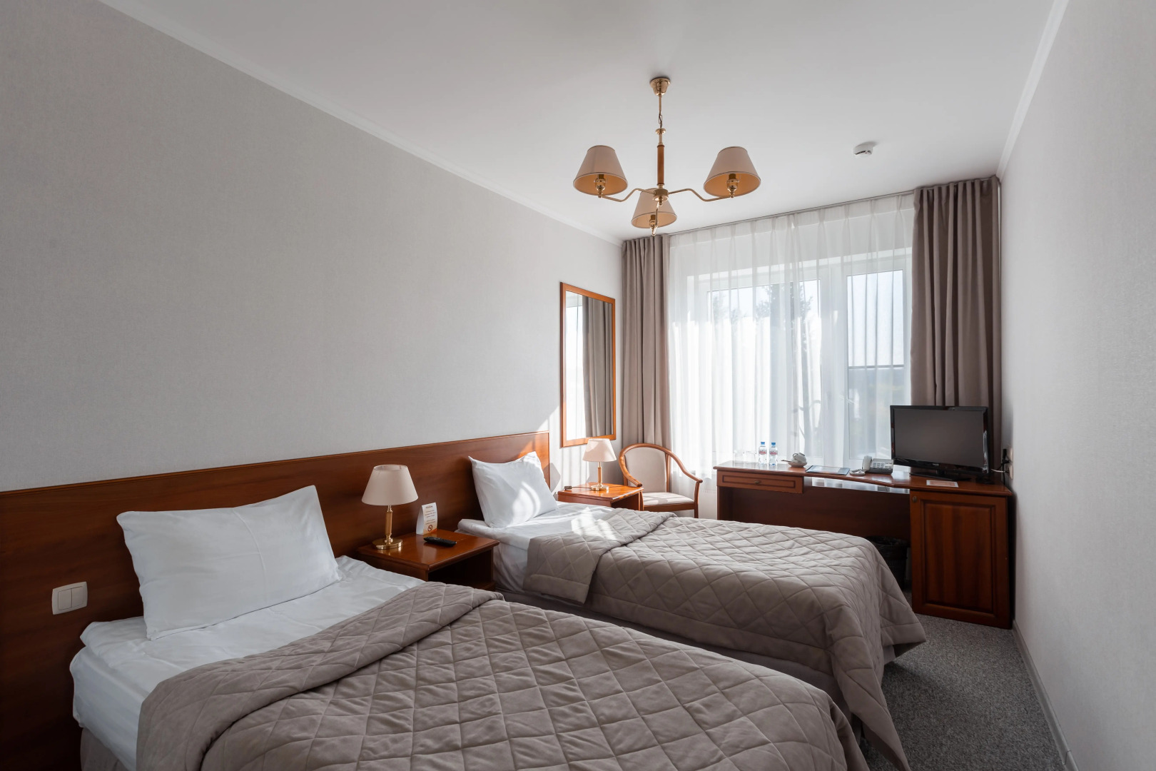 Гостиница Октябрьская