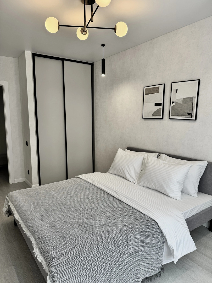 Апартаменты Двухкомнатные на Строителей 60/4