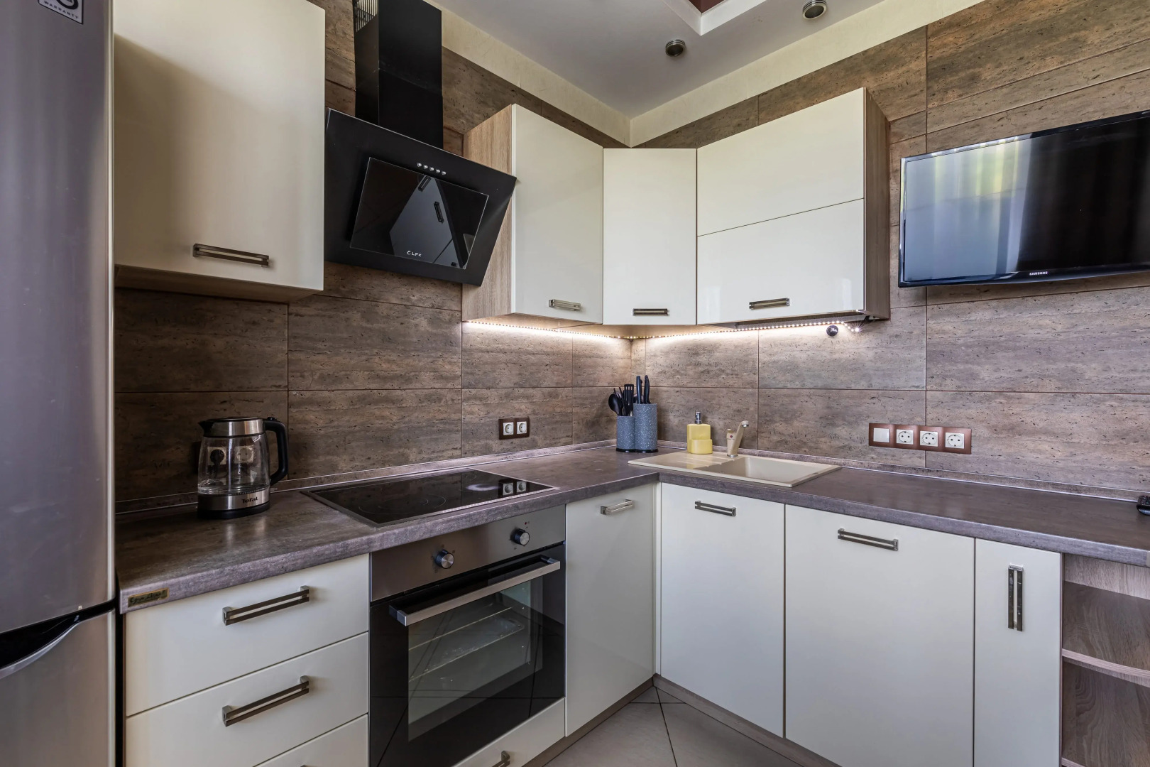 Апартаменты Уютные рядом с ТРК МЕГГА