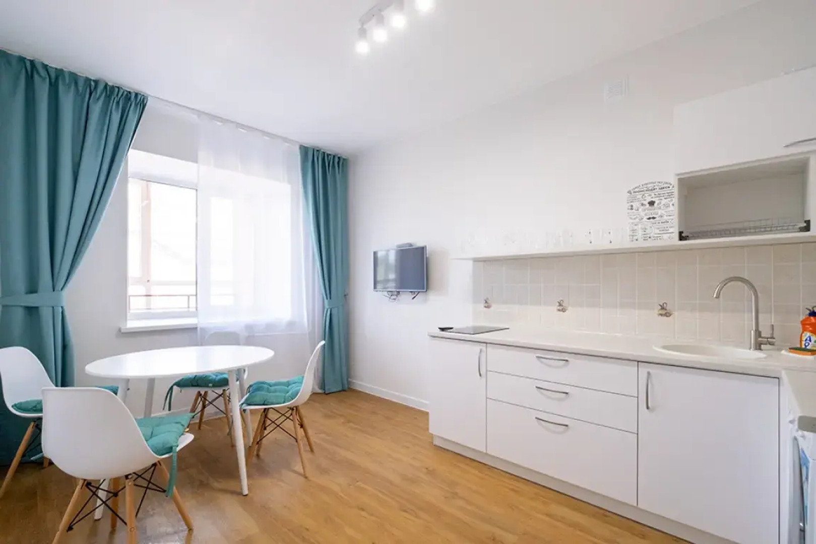 Апартаменты Базарный 12 №2 (1)