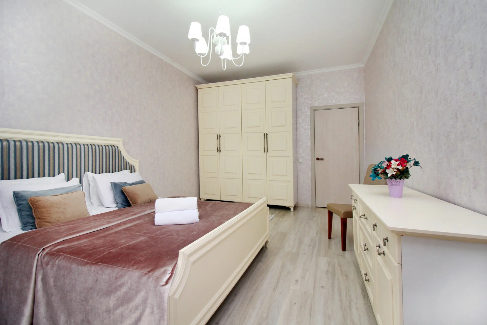 Апартаменты 91 Просторные в элитном районе