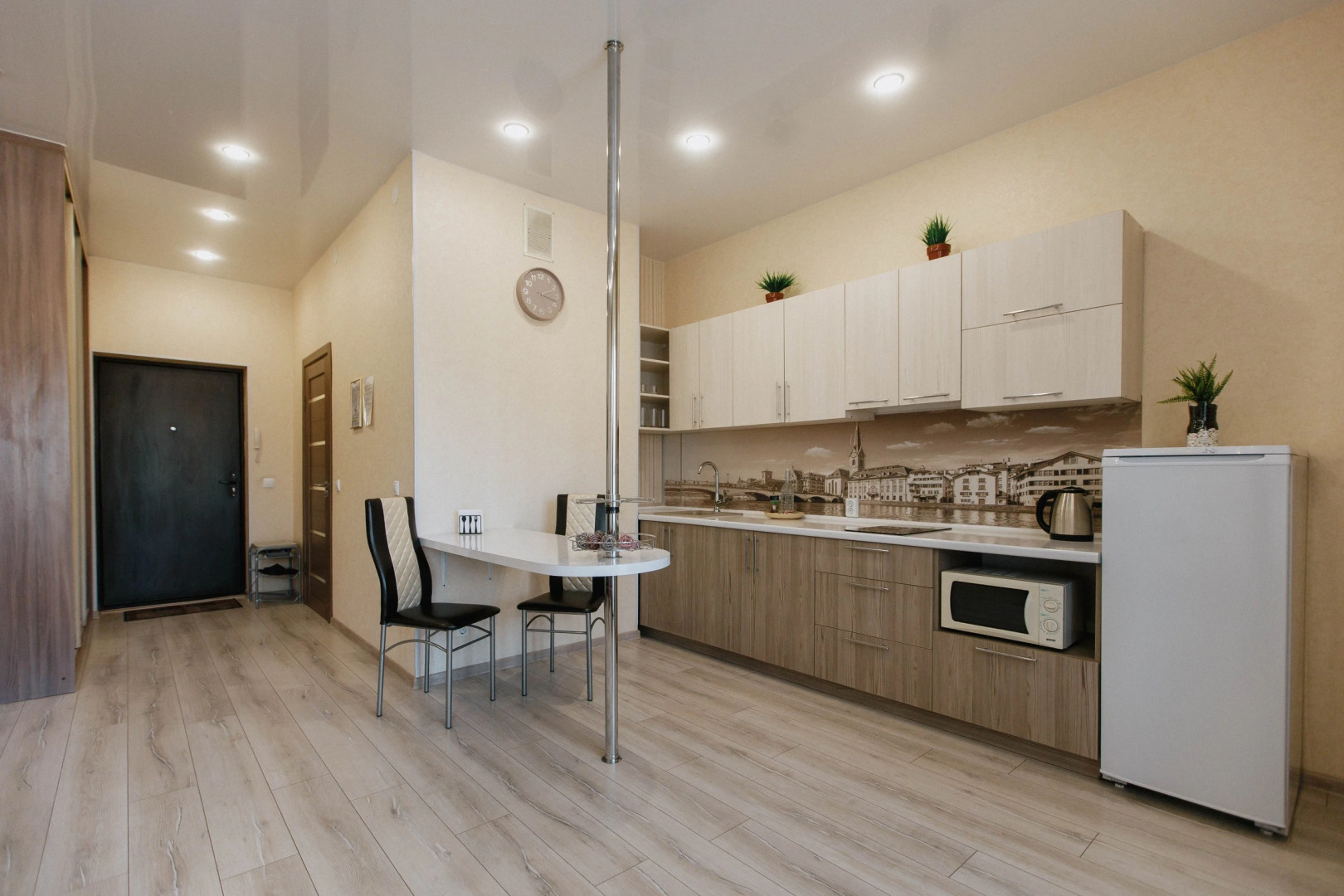 Квартира студии Be Home на Мадьяр