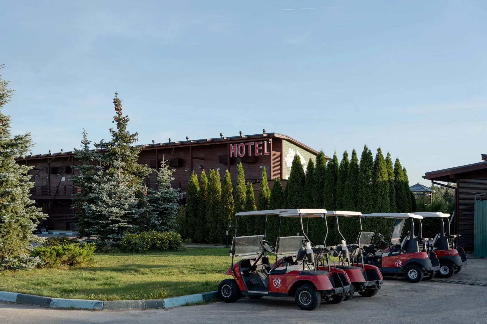 Отель Forest Hills Golf Resort by Moss