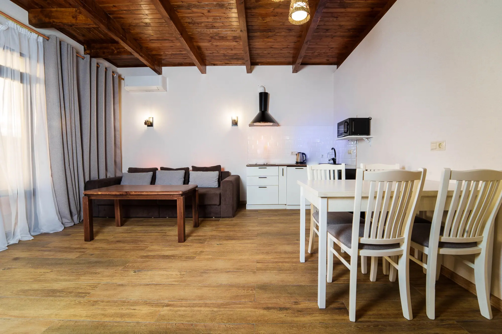 Отель Маринус