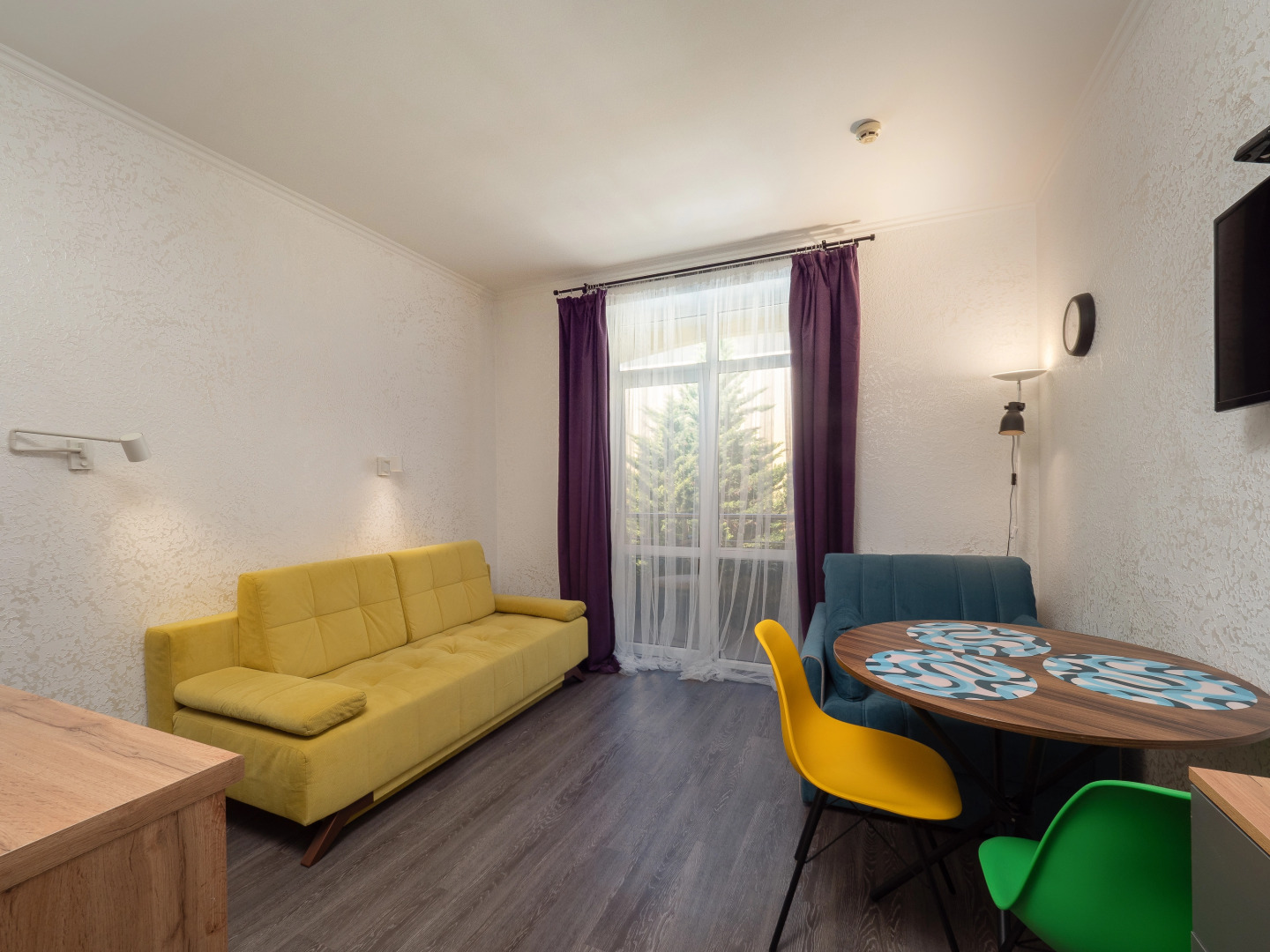 Апартаменты У Моря С Бассейном в ЖК Солнечный апр25