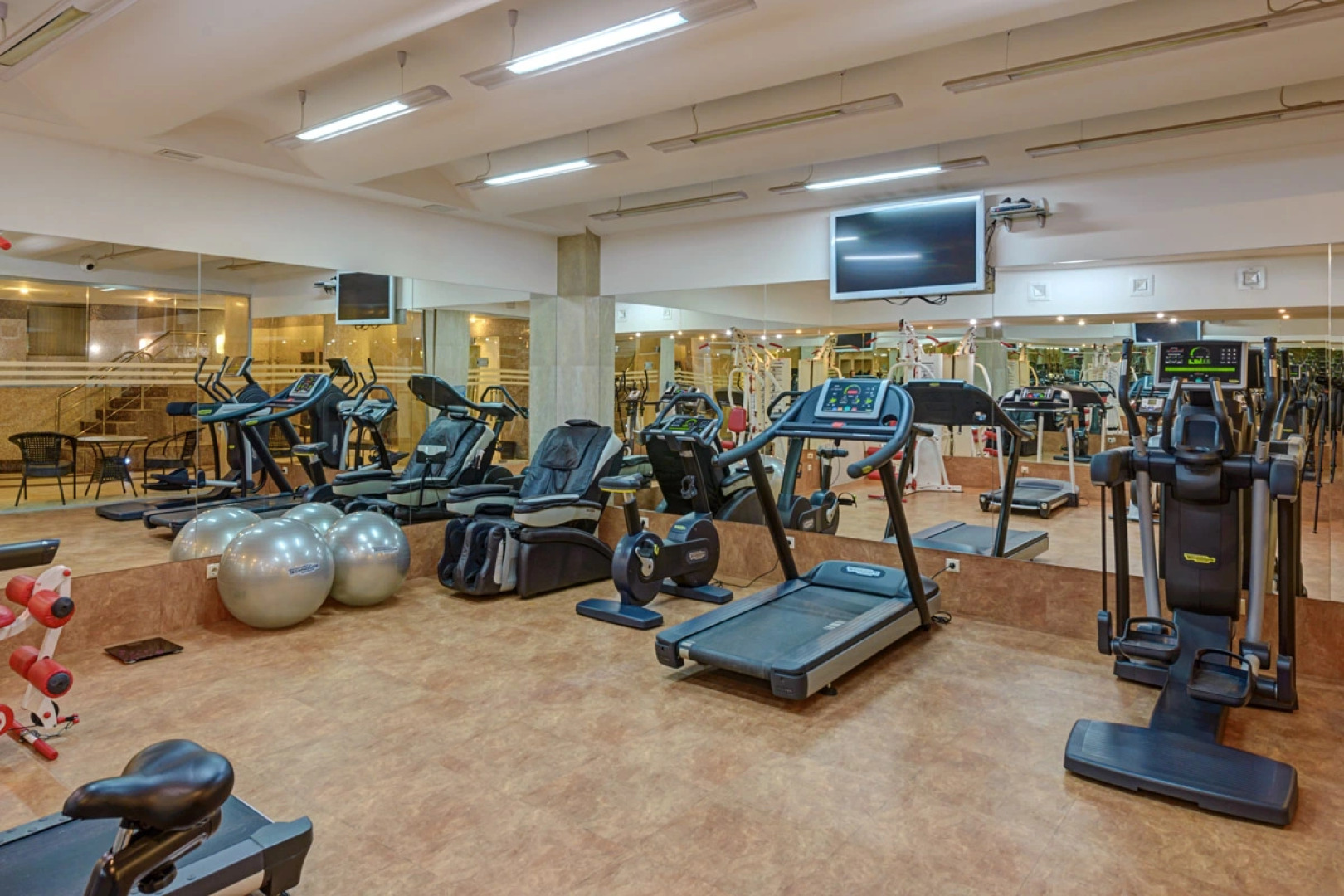 Отель Казжол Астана