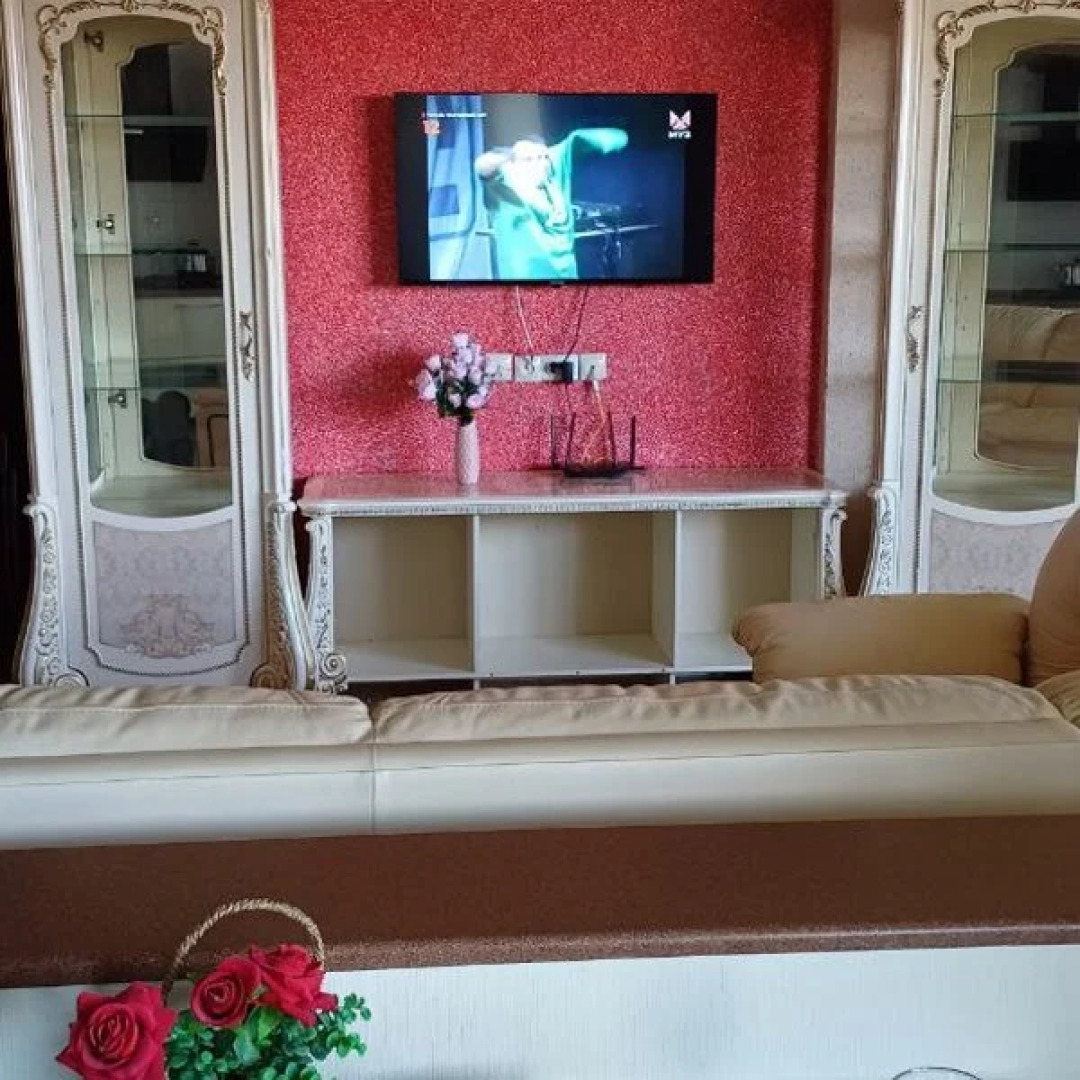 Апартаменты  Rich House на улице Новосёлов 8