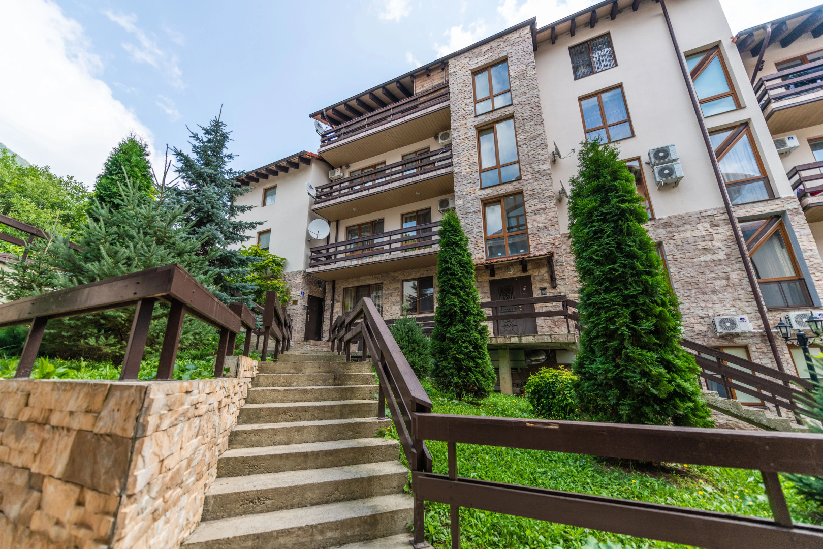 Апартаменты Оплот Горы